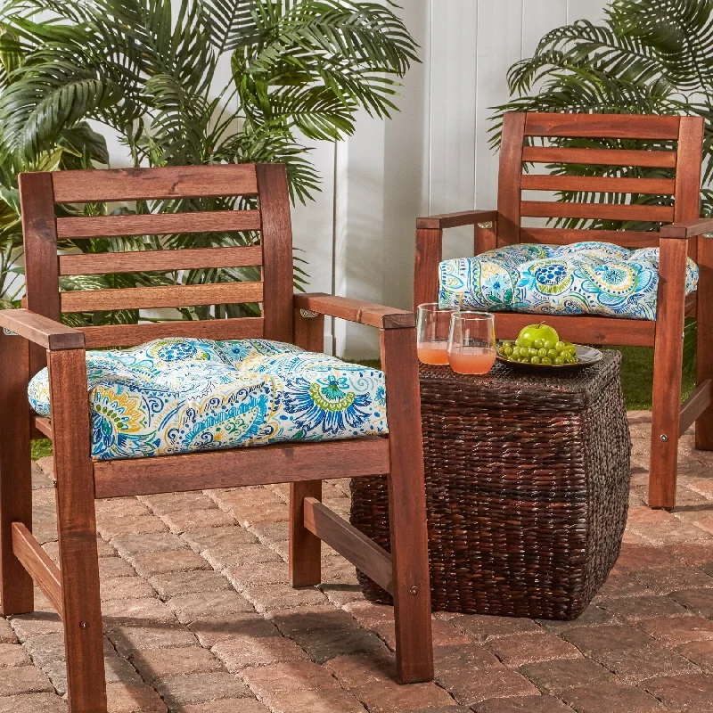 Painted Paisley 20-inch Patio Chair Cushion (Set of 2)